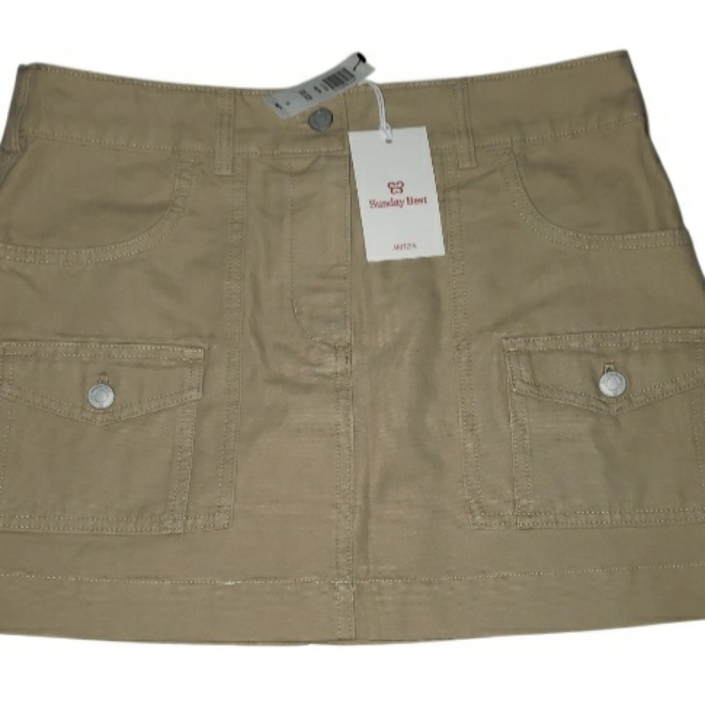 NWT Aritzia Sunday Best Kaya Skirt Size 10